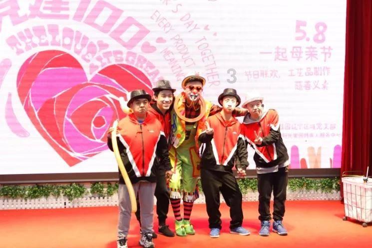 探秘我媳妇今年38岁了 ,这是她第三次怀孕了,有时候摸着她的肚子我挺愧疚的。对于高龄产妇有危险吧?红迪网 | 加入我们的社区讨论吧!